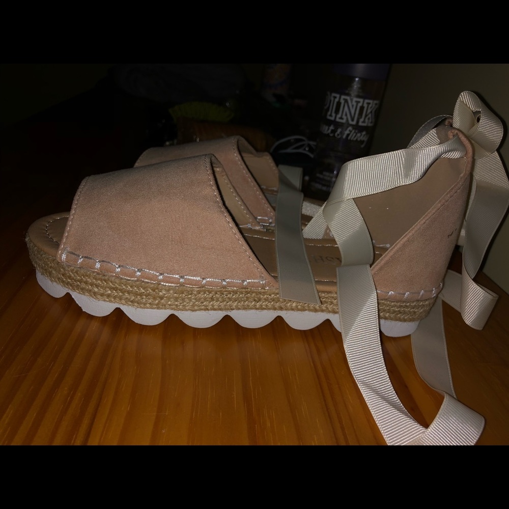 Lace up beige suede sandals size 6